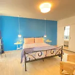 아파트 Penthouse 